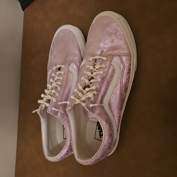 Vans - Picture 4 of 4